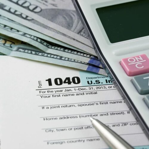 1040 form below a calculator